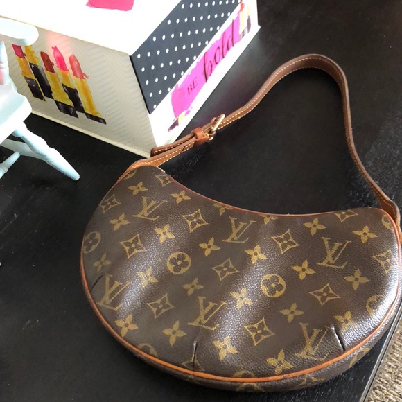 Louis Vuitton Handbags - LV crescent bag
